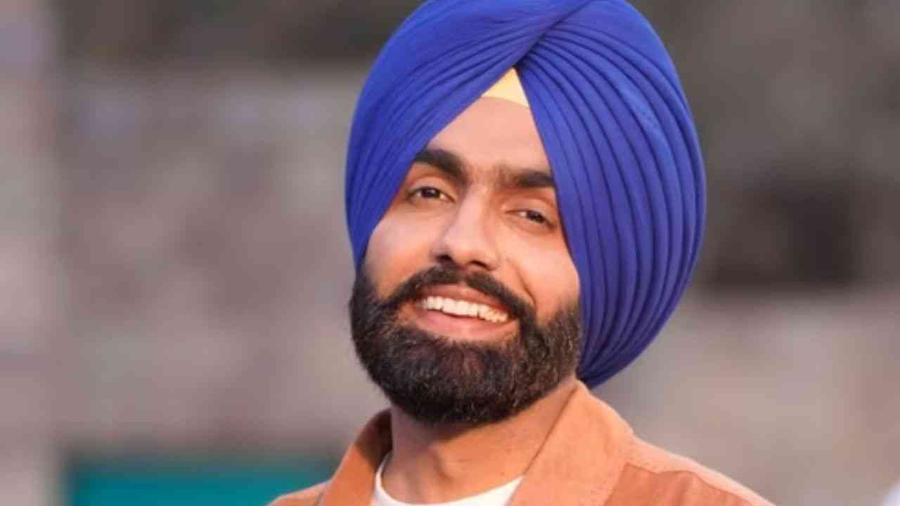 ਪੀੜਤ ਸ਼ਖਸ ਦੀ ਮਦਦ ਦੇ ਲਈ ਗਾਇਕ ਐਮੀ ਵਿਰਕ ਅੱਗੇ ਆਏ, 3 ਲੱਖ ਰੁਪਏ ਦਿੱਤੇ, ਸੋਸ਼ਲ ਮੀਡੀਆ ਤੇ ਵਾਇਰਲ ਹੋਇਆ ਸੀ ਵੀਡੀਓ