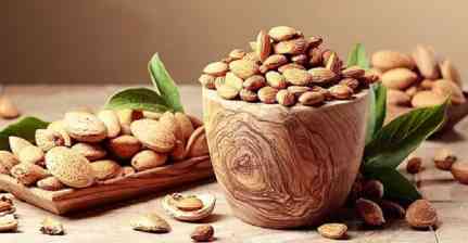 ਬਦਾਮਾਂ ‘ਚ ਹੁੰਦੇ ਹਨ ਕਈ ਤੱਤ, ਸਰਦੀਆਂ ‘ਚ  ਖਾਣੇ ਹੁੰਦੇ ਹਨ ਬਹੁਤ ਹੀ ਲਾਹੇਵੰਦ