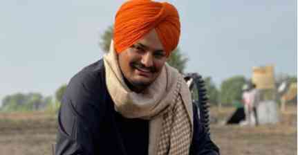 ਸਿੱਧੂ ਮੂਸੇਵਾਲਾ ਦਾ ਨਵਾਂ ਗੀਤ ‘ਬਰੋਟਾ’ ਜਲਦ ਹੋਵੇਗਾ ਰਿਲੀਜ਼, ਪਿਤਾ ਬਲਕੌਰ ਸਿੰਘ ਨੇ ਕਿਹਾ ਦੁਨੀਆ ਤੋਂ ਜਾਣ ਤੋਂ ਬਾਅਦ ਵੀ ਸਿੱਧੂ ਦੇ ਮੁਕਾਬਲੇ ’ਚ ਕੋਈ ਨਹੀਂ