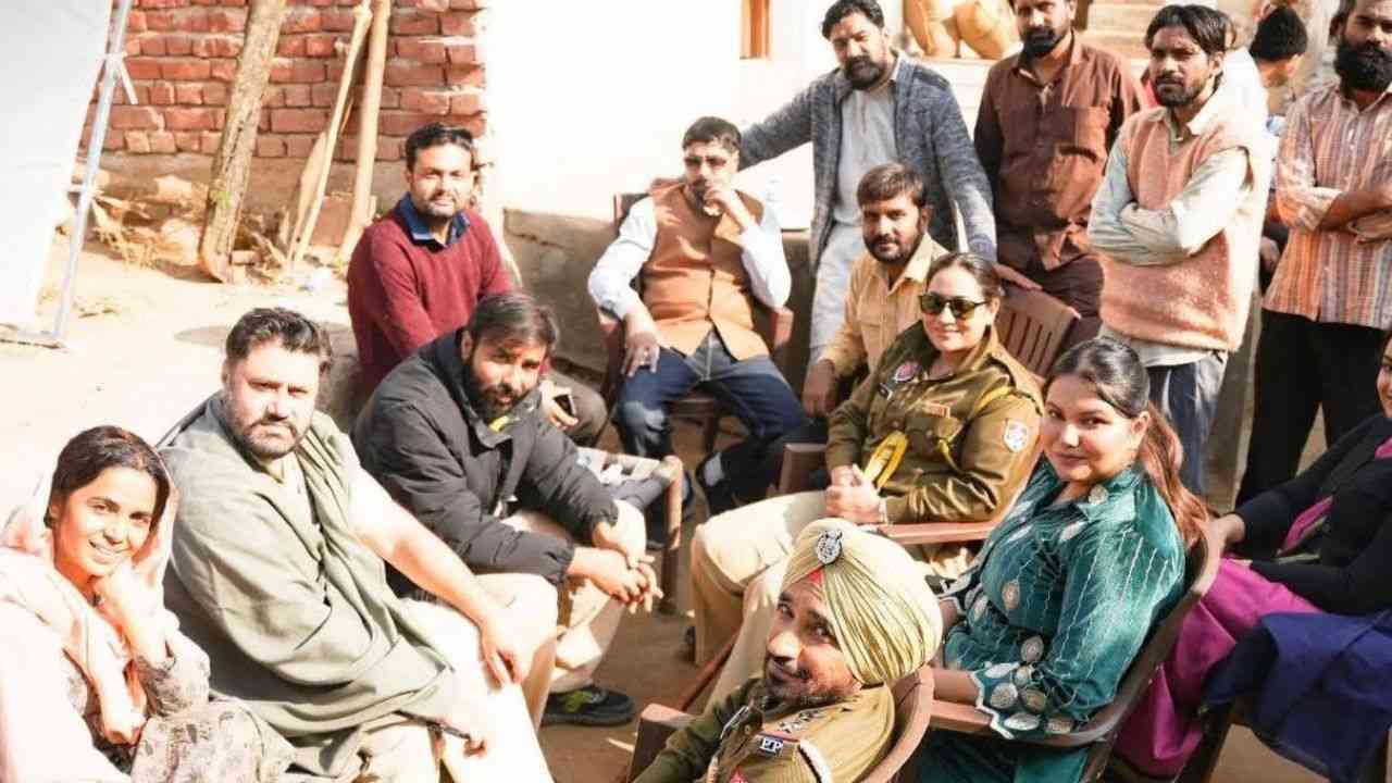 Actor Rana Ranbir shared an old picture with his friends | Pollywood ...